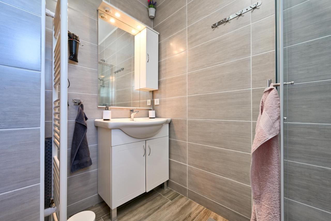 Cvetkova Hiza Sa Jacuzzijem Villa Tuheljske Toplice Ngoại thất bức ảnh